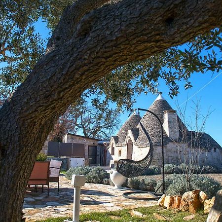 アルベロベッロ I Trulli Di Ginevraヴィラ エクステリア 写真