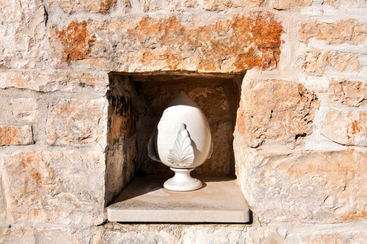 アルベロベッロ I Trulli Di Ginevraヴィラ エクステリア 写真